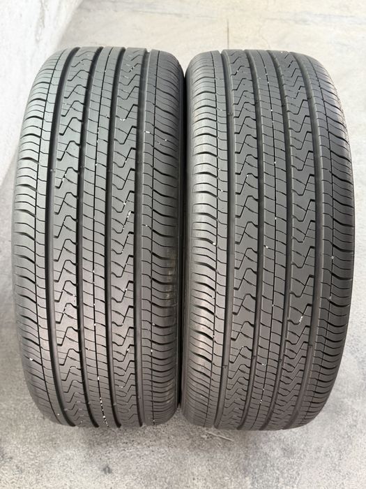 215/45/17 Hankook  2Броя: 80€ 7мм Всесезонни гуми