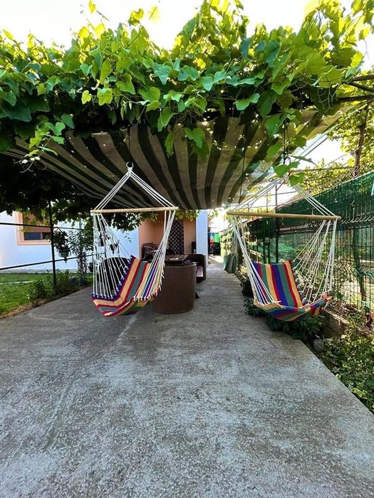 Cazare casa 8-10 persoane
