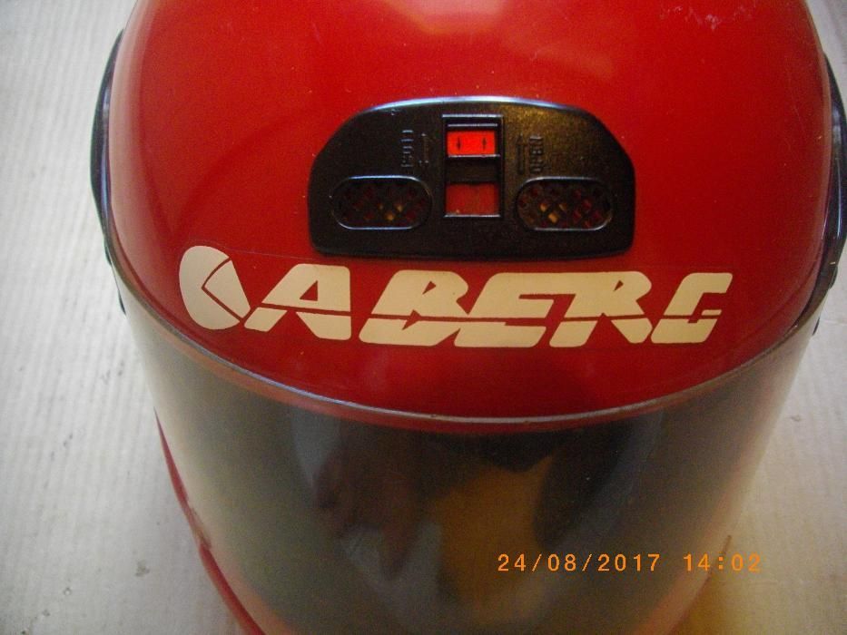Италианска каска шлем за мотор мотопед скутер Caberg №59-60 Кабърг