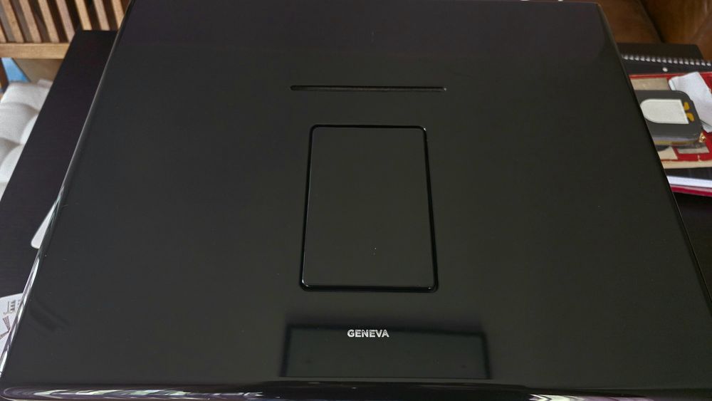 Sistem audio HIFI (boxa) Geneva model L cu bluetooth si CD player. Reducere pana pe 31 Octombrie