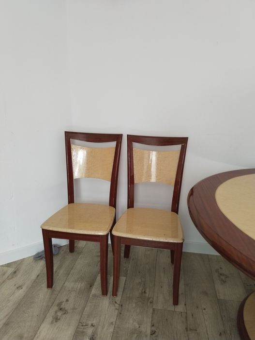 Продам стол со стульями
