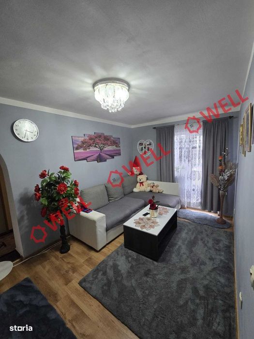 De vânzare apartament cu 3 camere în loc. Baraolt, Cal. Trandafirilor