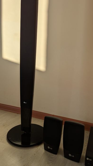 Домашний кинотеатр LG