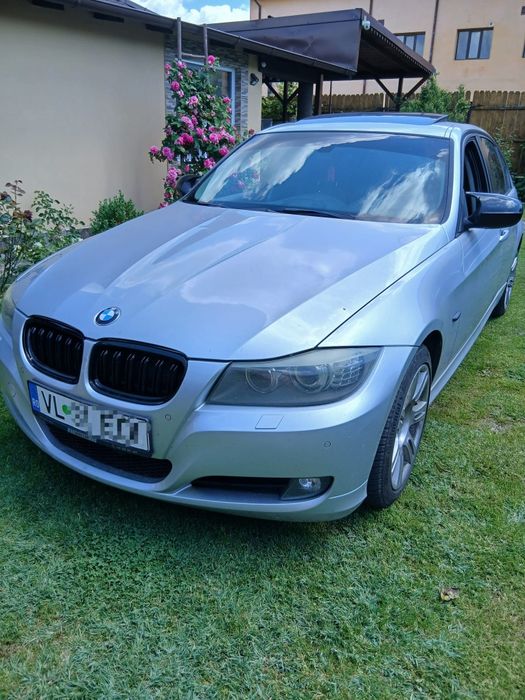 Vand BMW E90 320D 184hp Trapa/Hi-Fi/Bi-Xenon 2011