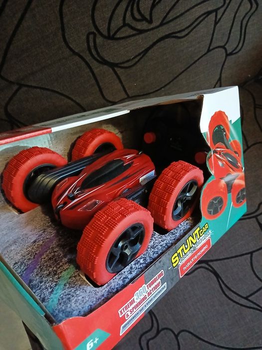 Нова ! С дистанционно, на батерии