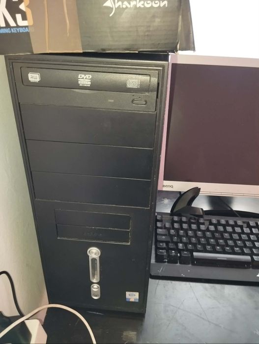 Vând tastatura skiler oled  +calculator + imprimanta +casti sony în stare buna