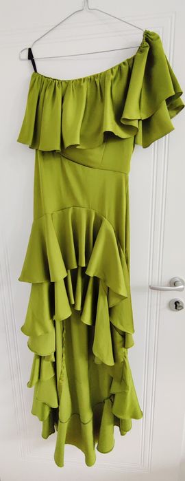 Rochie olive cu volănașe