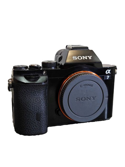 Полнокадровая Камера Sony A7 Продам