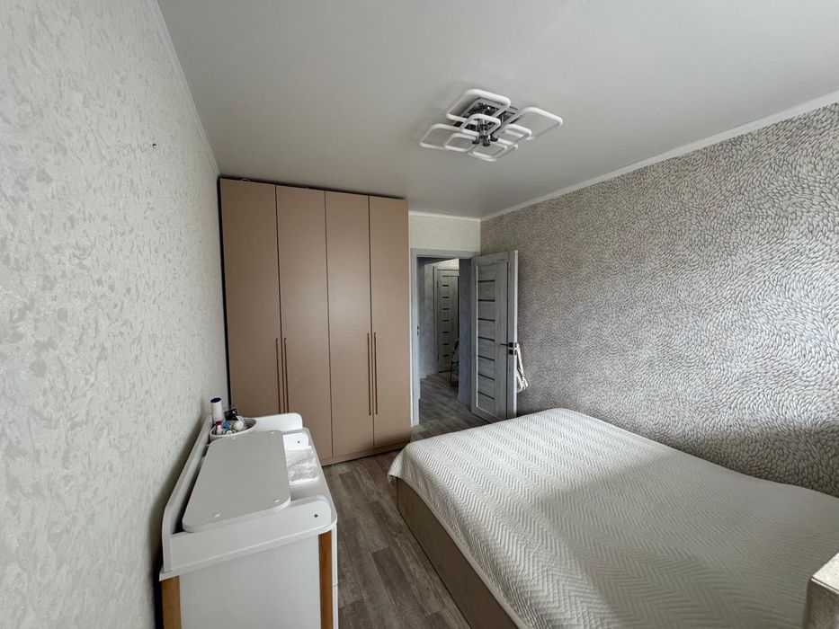 Продам квартиру 3хкомнатную