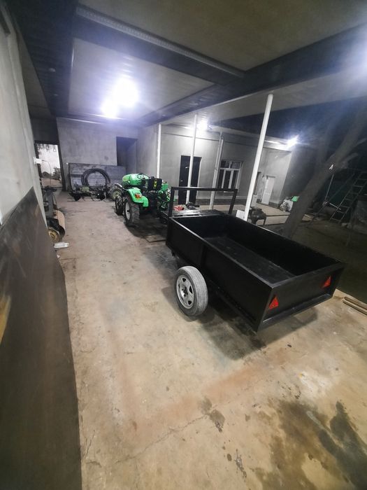 Mini trakror sotiladi