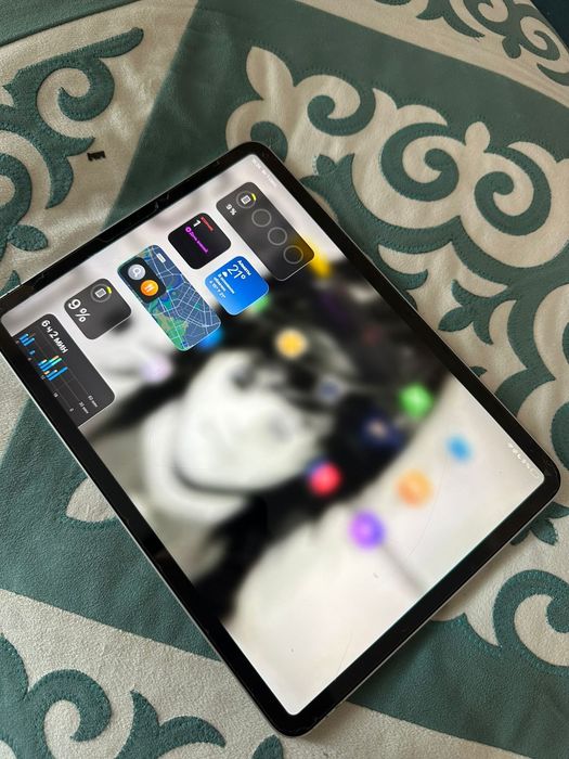 Продам Ipad 11pro M 1 поколение3