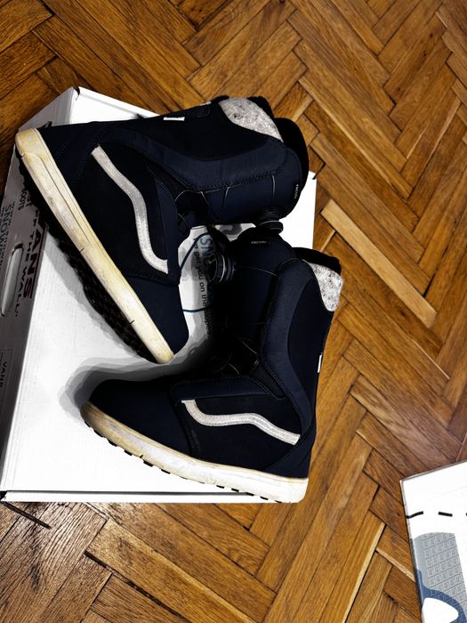 Boots Vans marimea 38 ca noi