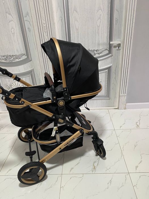 Универсальная коляска