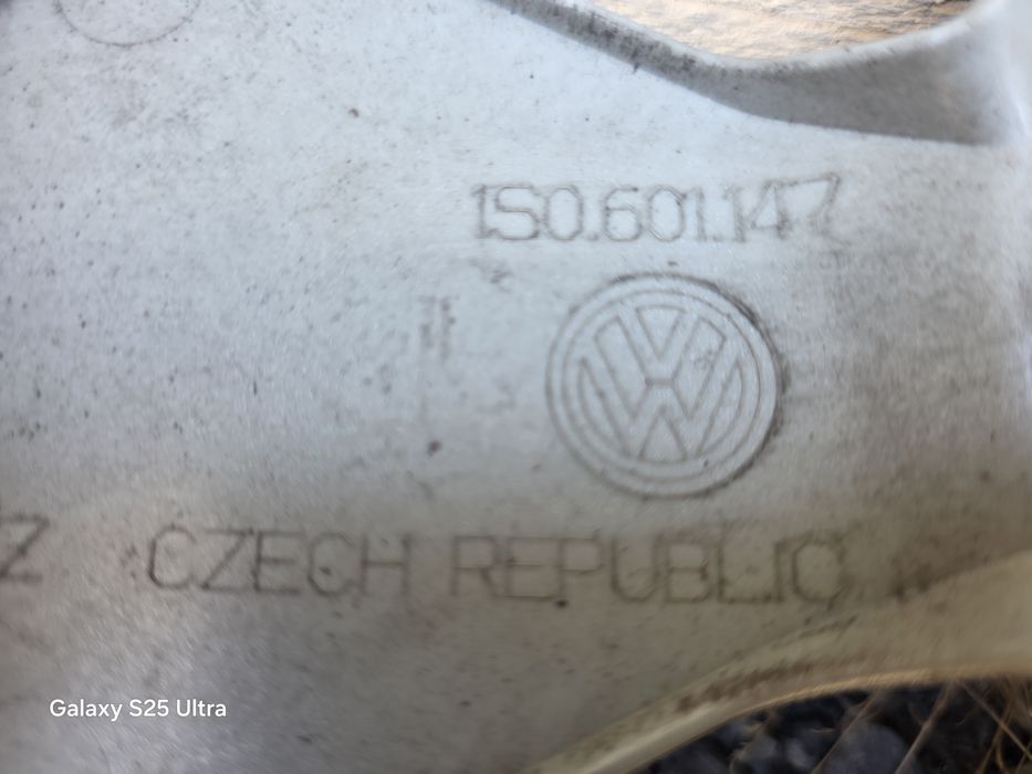 Оригинални тасове VW 14 цола