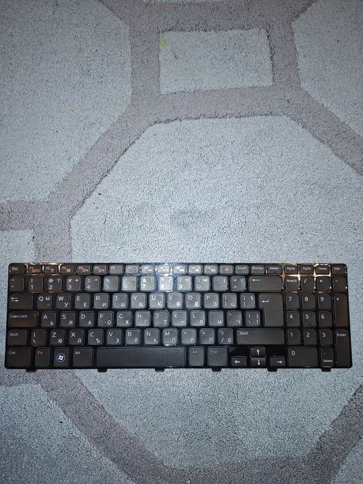 Клавиатура за лаптоп 17" Dell