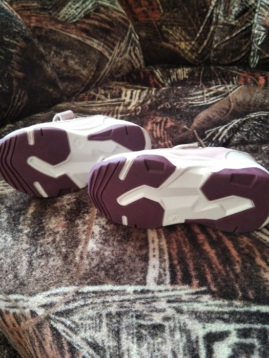 Бебешки маратонки