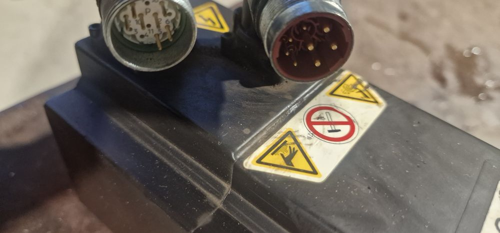 Servomotor Sincron STÖBER ED402UMFM140 - Cu Frână și Encoder EnDat