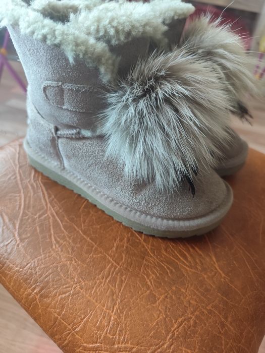 Уги полностью натуралка на девочку