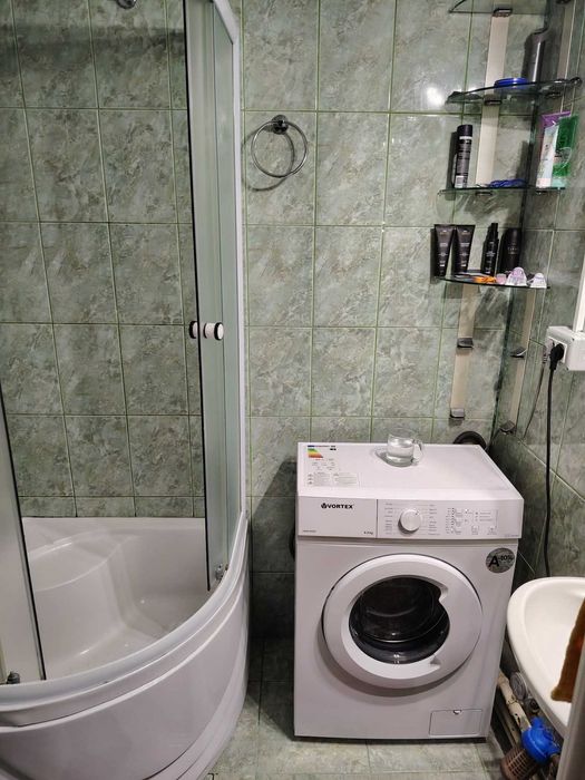 Închiriez apartament 2 camere