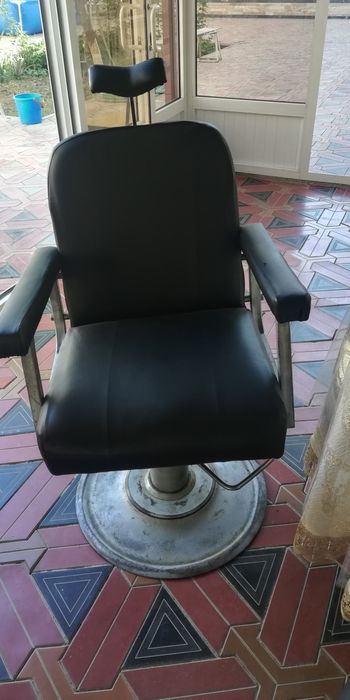 Парикмахерской кресло