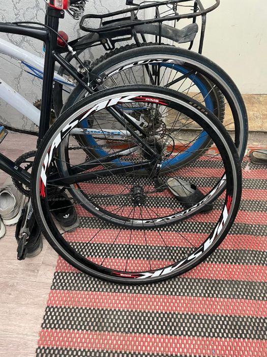 Pasak HB13/P19 70OC Road

Wheelset.