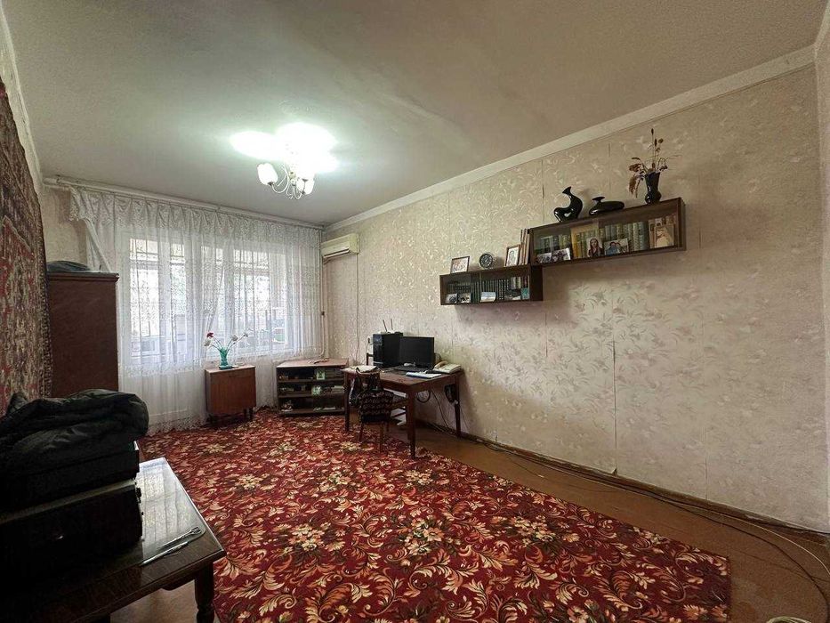 Продаётся 3 комнатная, улица Феруза,  Дока хлеб, кафе Сафия.ID: 56893