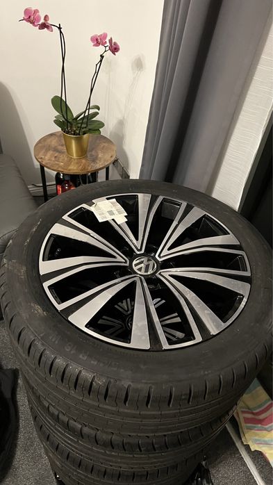 Jante Volkswagen Areton, Passat B8 continental 245 45 R18