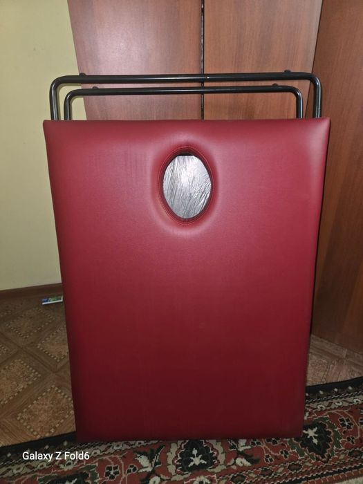 Продам массажную кушетку