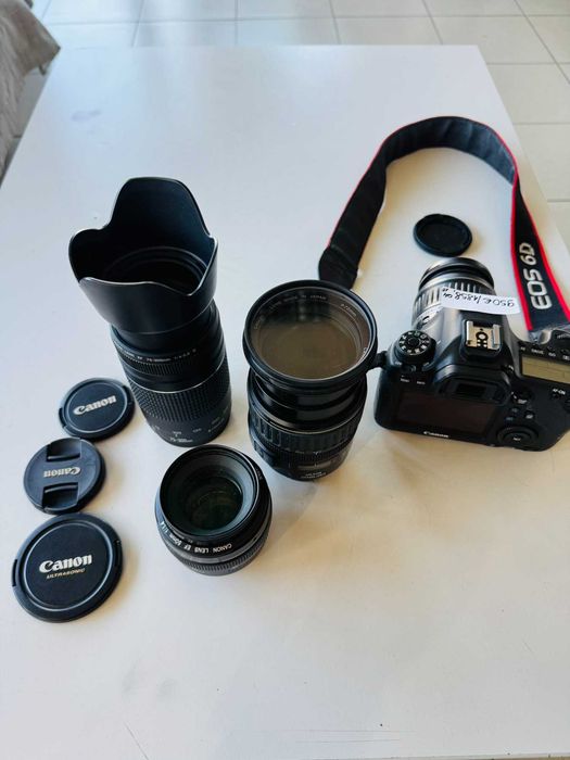 Фотоапарат CANON EOS 6D Mark 2 с четири обектива