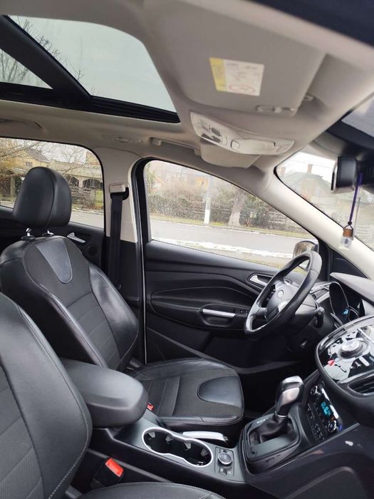 Ford Kuga titanium plus 4x4 2.0 tdci.200 cp 2016