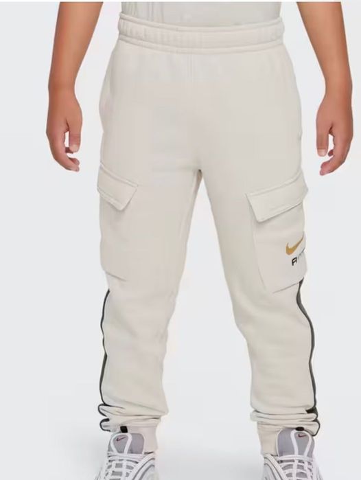 Nike долнища XL(158-170 см)