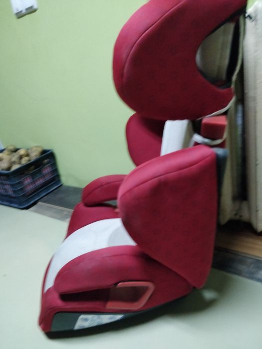 Детское кресло