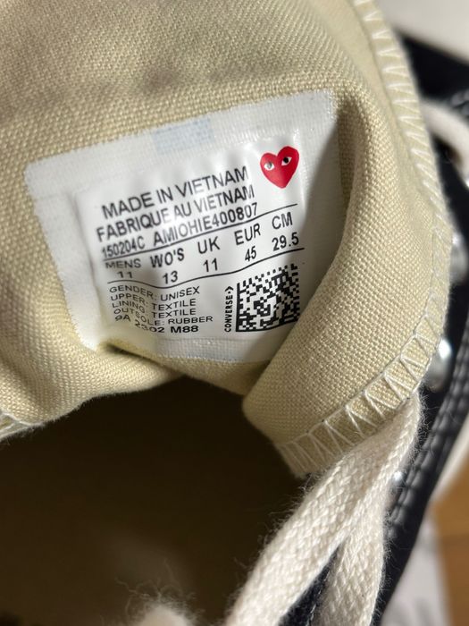 Нови кецове Comme des Garçons Play x Converse
