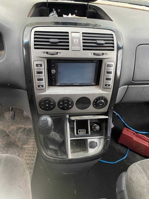 Kia Carnival 2.9CRDI 144Кс. 2003г. Цяла за части