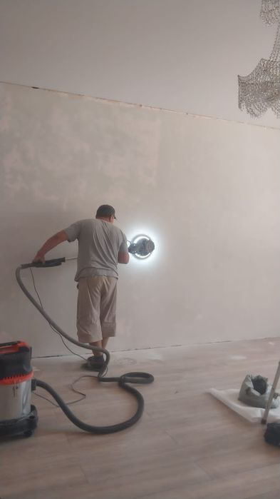 Поклейка обоев 1000 тенге. Качественно.