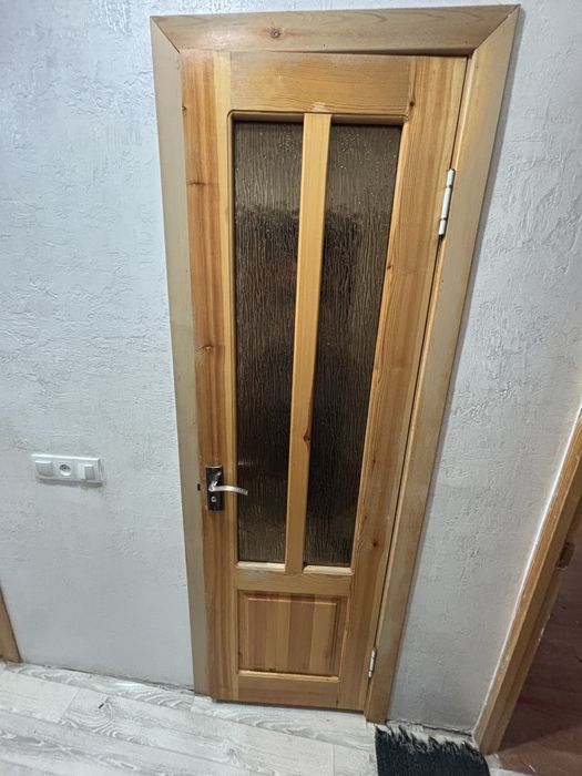 Двери деревянные