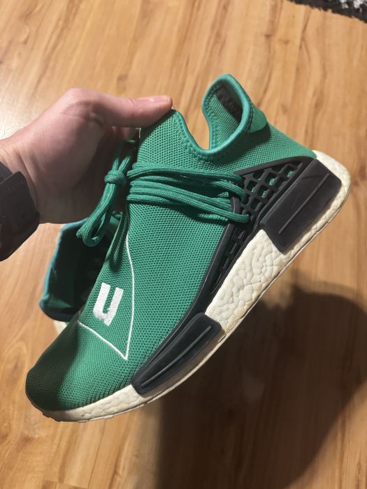Human race green