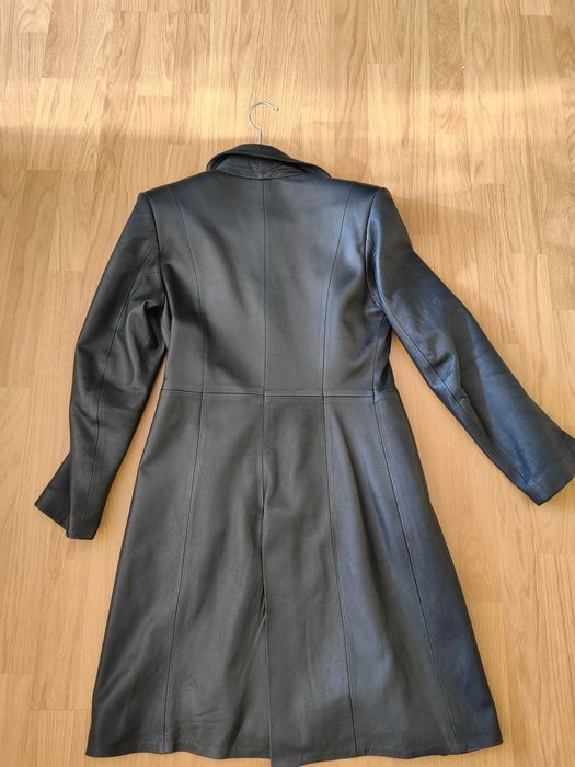 Елегантно кожено манто