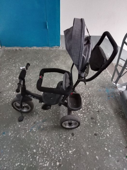 Продам детский велосипед коляску