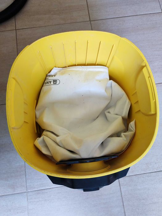 Karcher WD4 nou model vechi cu accesorii