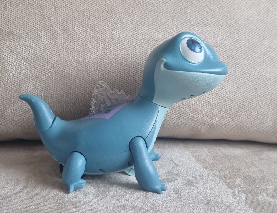 Барби кола и играчки от Леденото кралство 2 - гущерчето Саманта и Конч