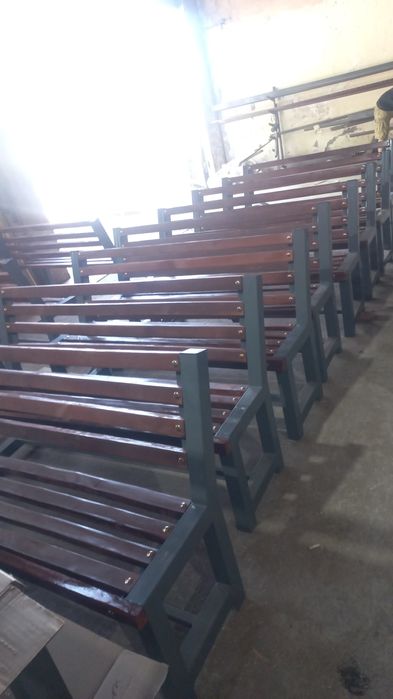 Урный и скамейки