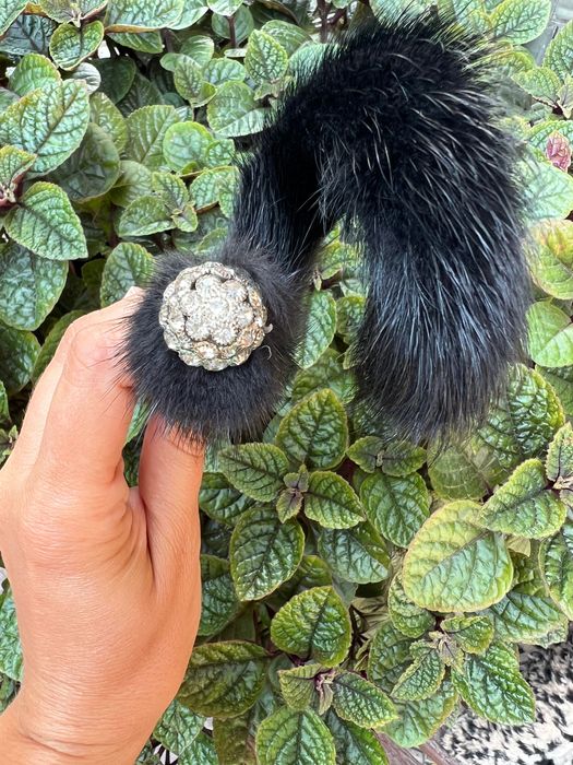 Винтидж гривна от естествена кожа