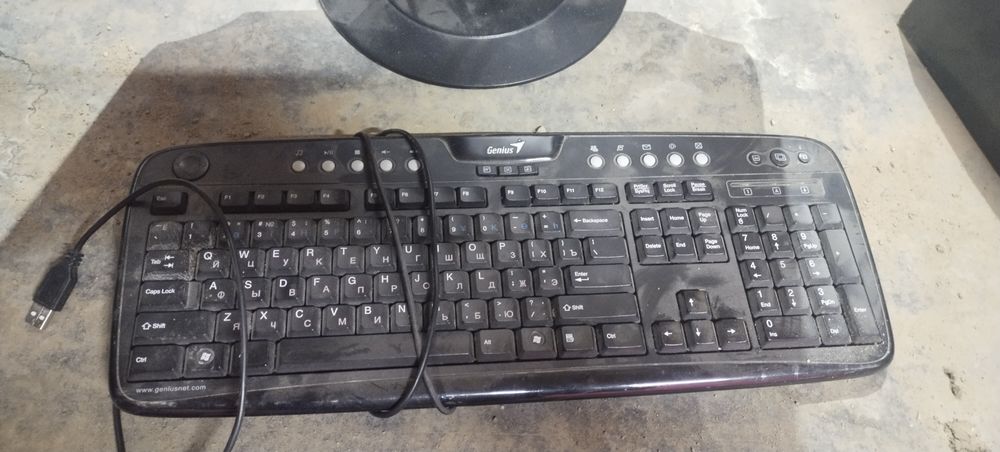 Продам компьютер старый