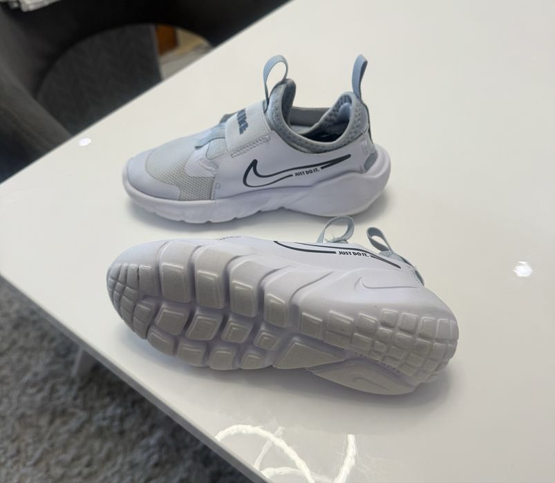 Nike маратонки 28,5 размер