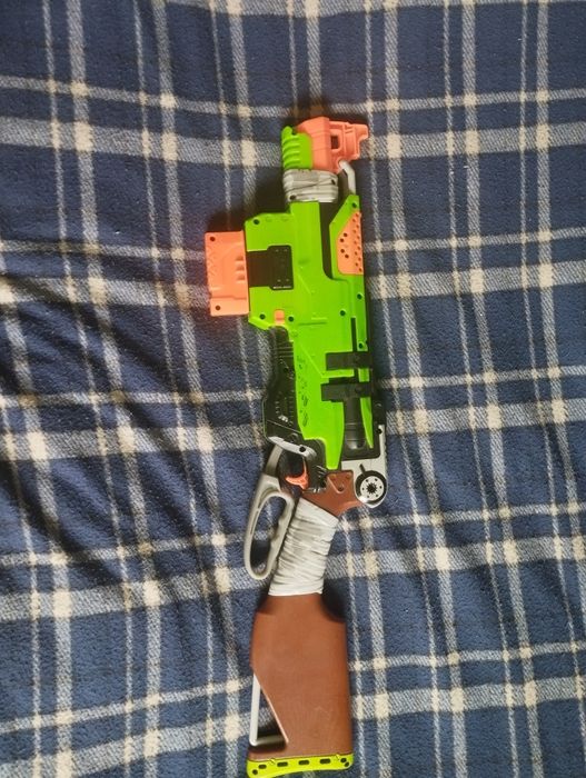 Продам бластер Nerf Slungfire