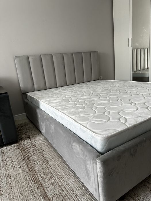 Кровать двухспальная