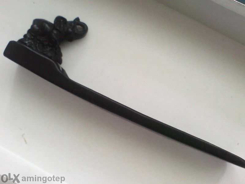 ухайният слон -поставка за ароматни пръчки от камък