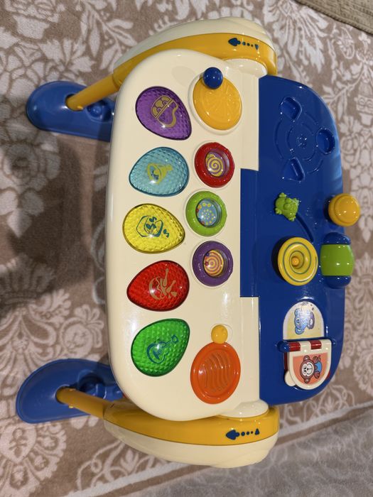 Занимателна масичка Chicco