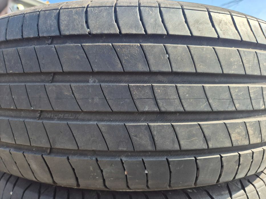 2 Anvelope de VARA - 205/60/16 - Michelin - APP NOI - DOT 2020 !